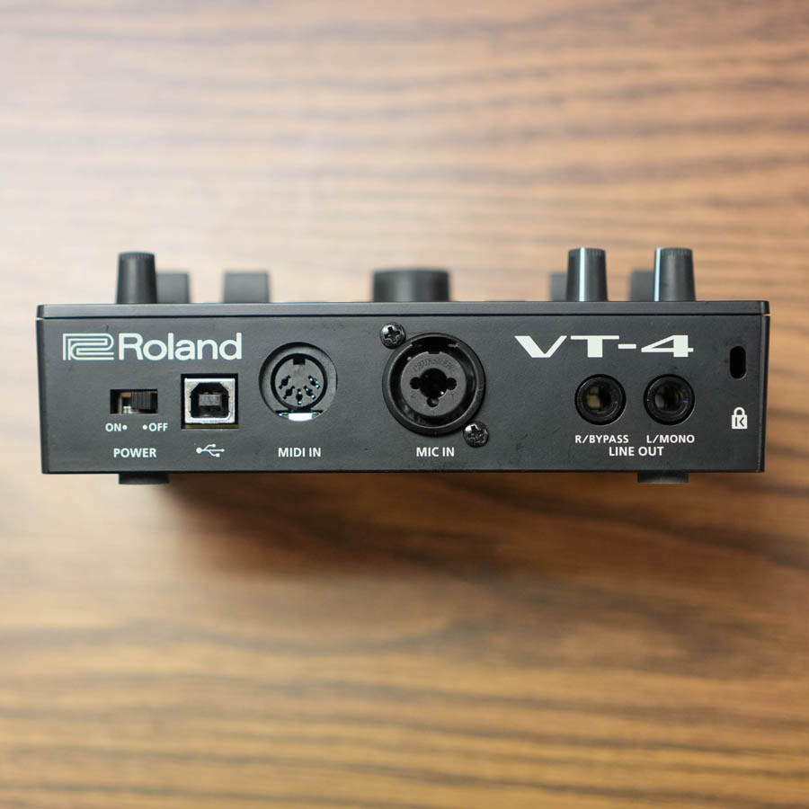 Roland VT-4 Voice Transformer Vocal Multi FX Pedal w/Cover