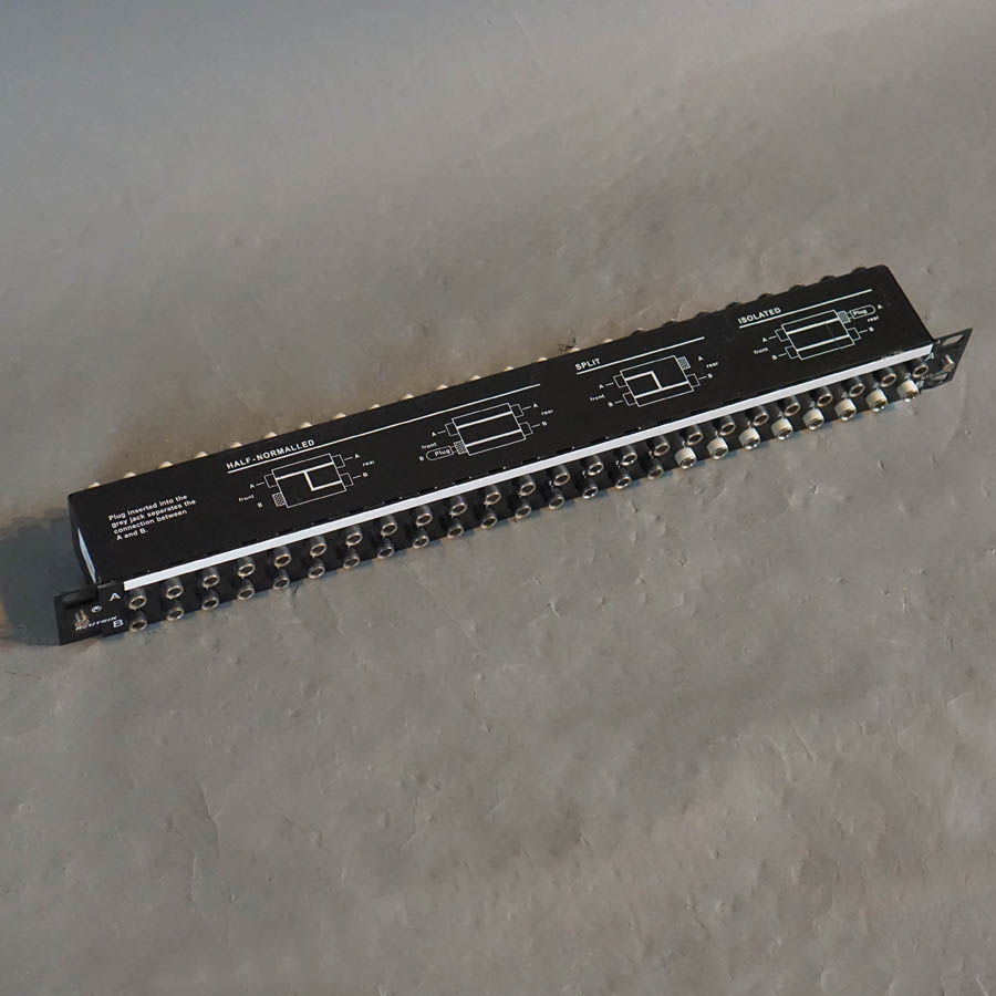 Neutrik NYS-SPP-L 48-Point 1/4 TRS Jack Patch Bay - Used