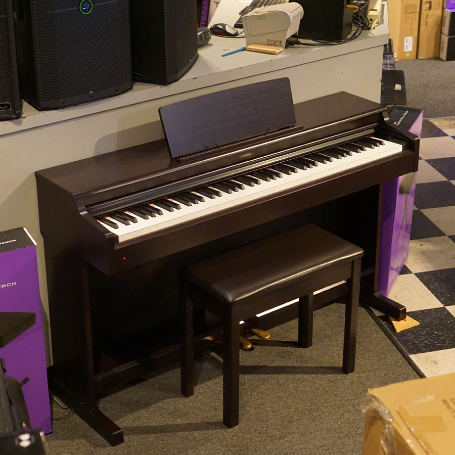 Yamaha YDP-164 Arius 88-Key Digital Piano, Rosewood (2019) - Used