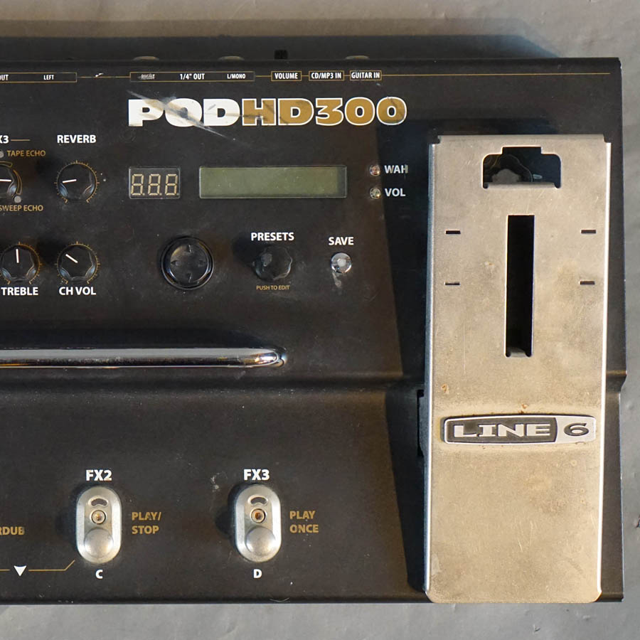Line 6 Pod HD300 Multi-Effect and Amp Modeler - Used