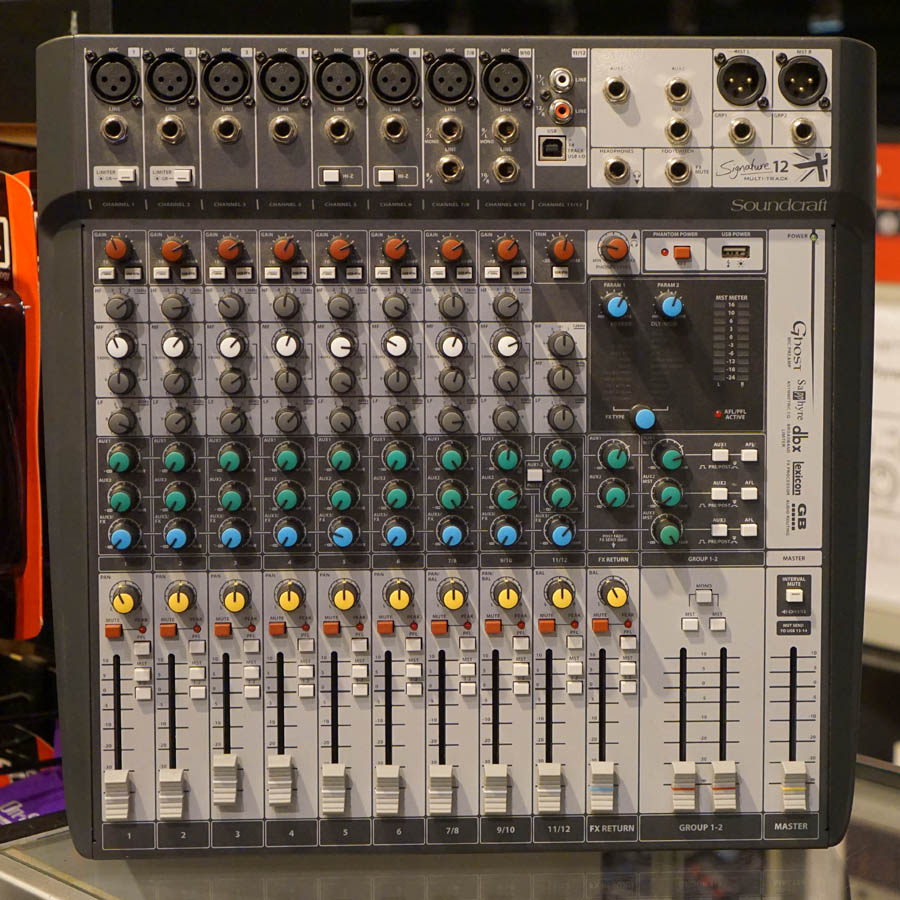 【ジャンク】Soundcraft Signature 12 アナログミキサー Amazon.com: Soundcraft Signature 12 Analog 12-Channel Mixer