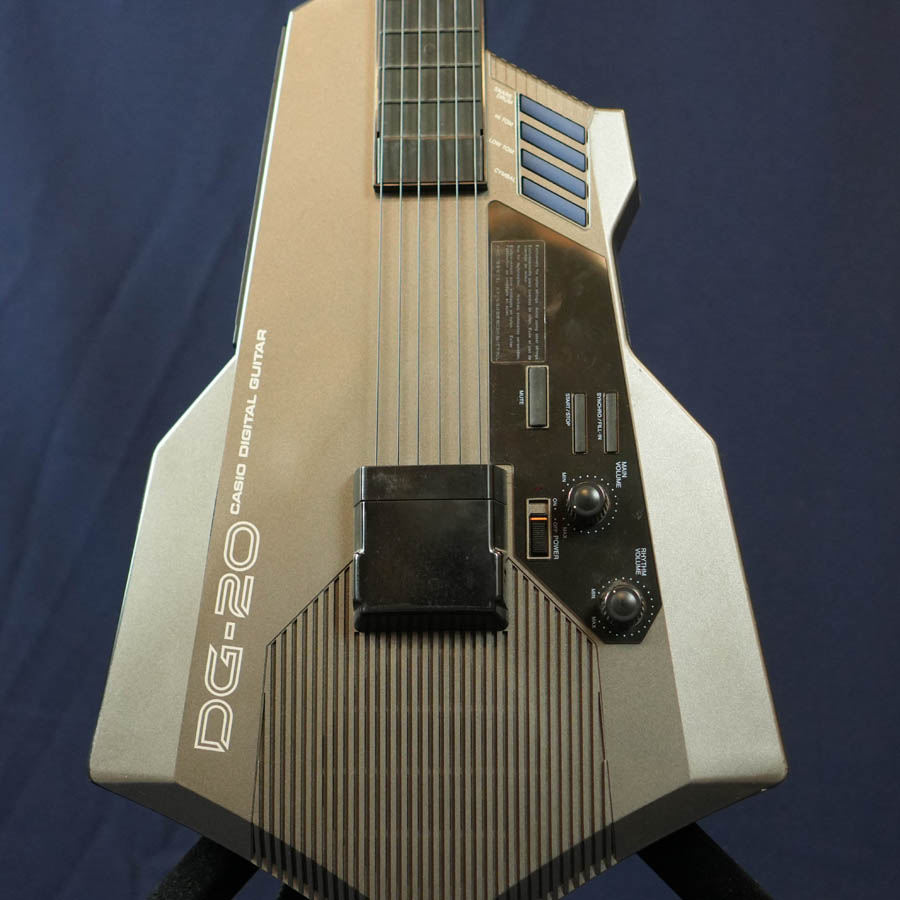 Casio DG-20 Digital Guitar Synthesizer/MIDI Controller