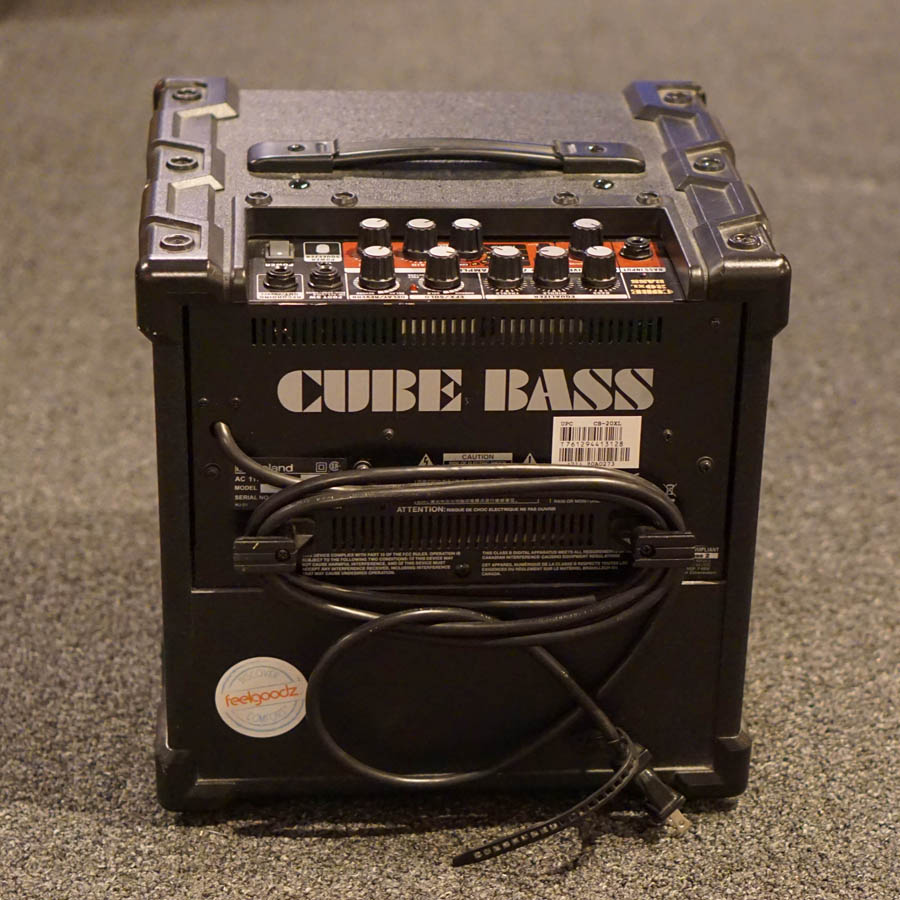 Roland CUBE-20XL 1x8 20w Bass Combo Amp - Used