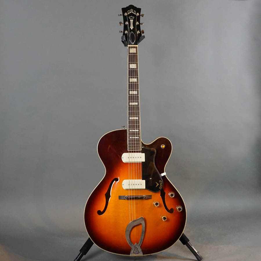 Guild X-175 Manhattan Hollowbody Electric Antique Sunburst w