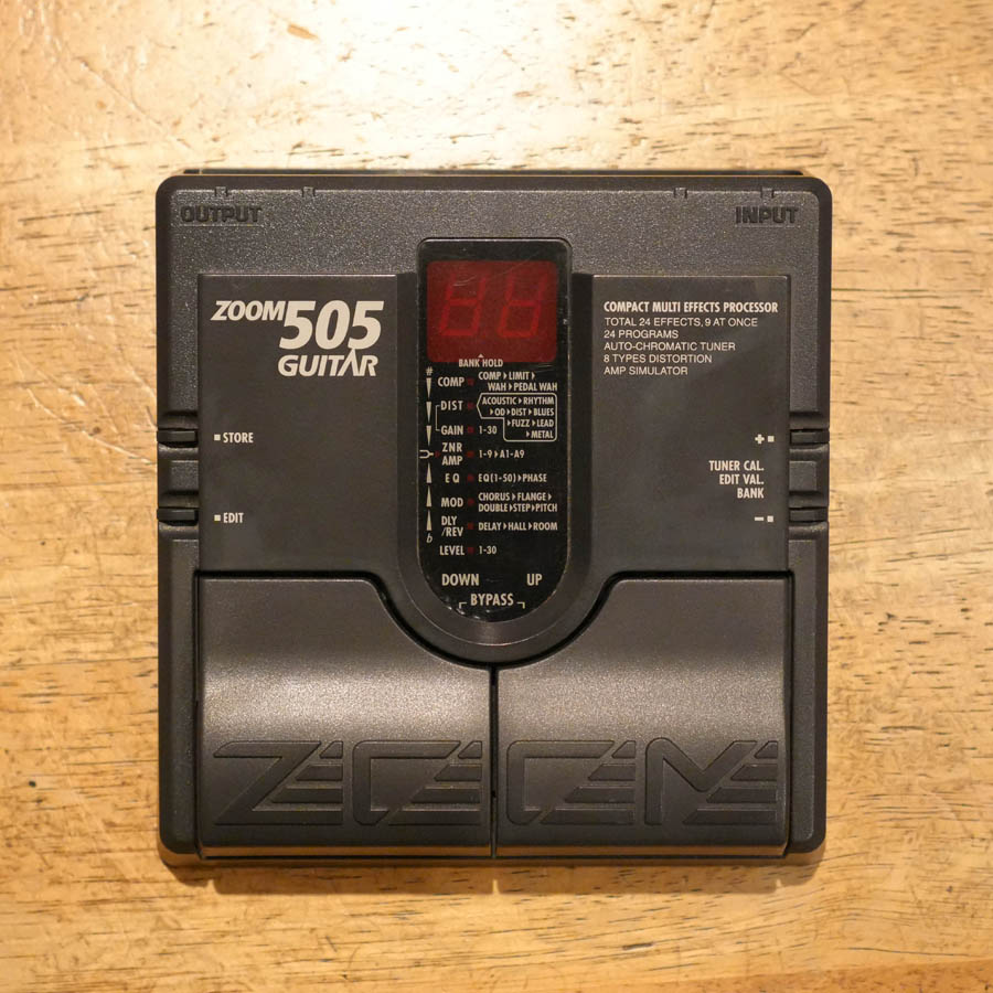 Zoom 505 Guitar Multi Effects Pedal Used