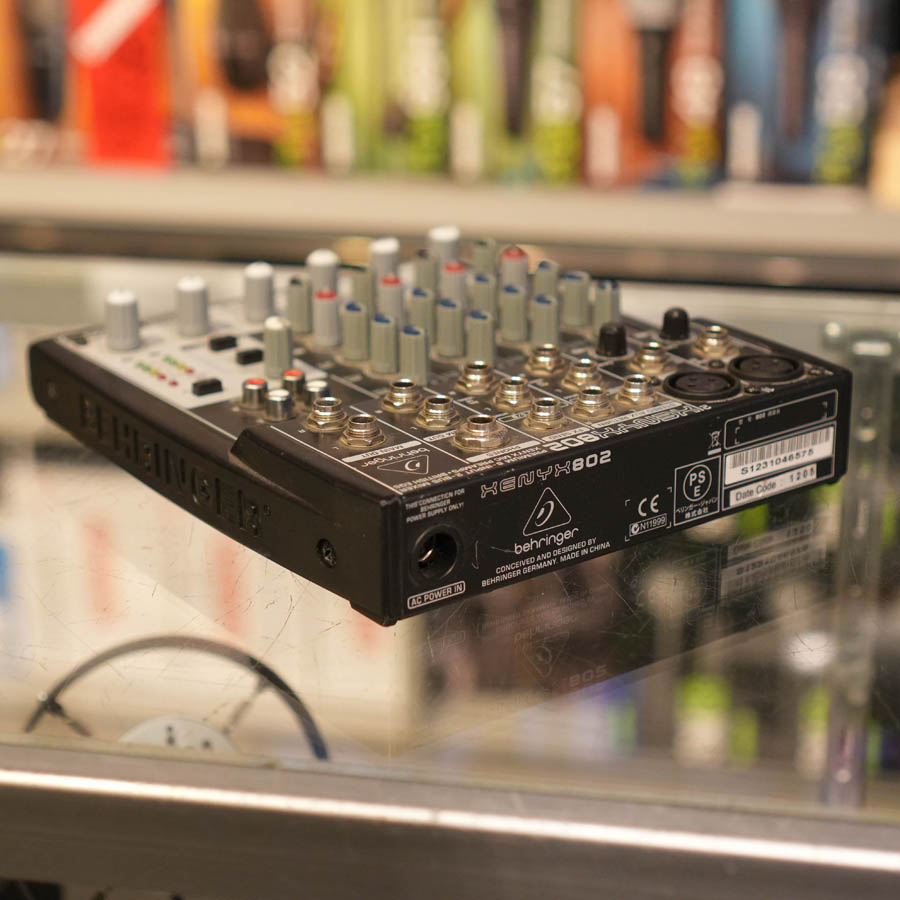 BEHRINGER XENYX 802 中古美品 s-l400.jpg