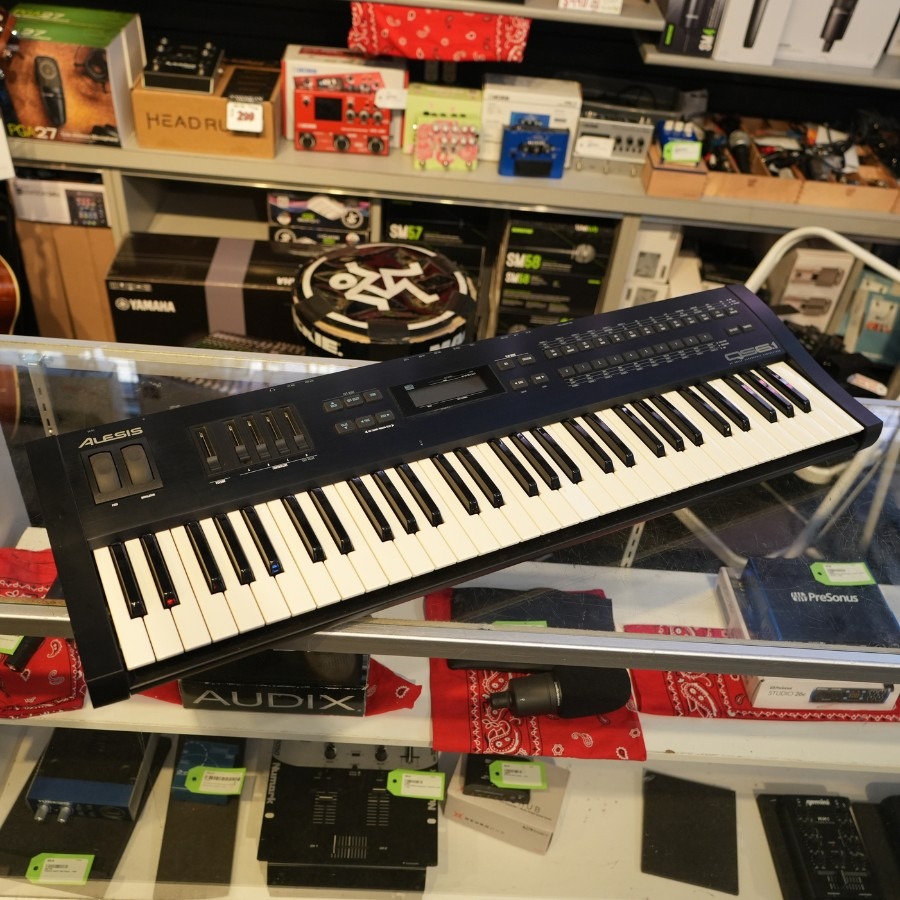 Alesis QS6.1 61-Key Digital Synthesizer/Workstation w/Bag (1999