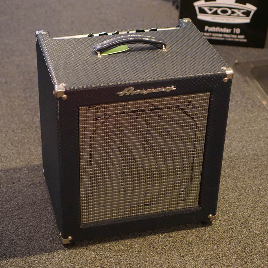 AMPEG (アンペグ) B-100R ROCKET BASSベースアンプ｜中古 山陽