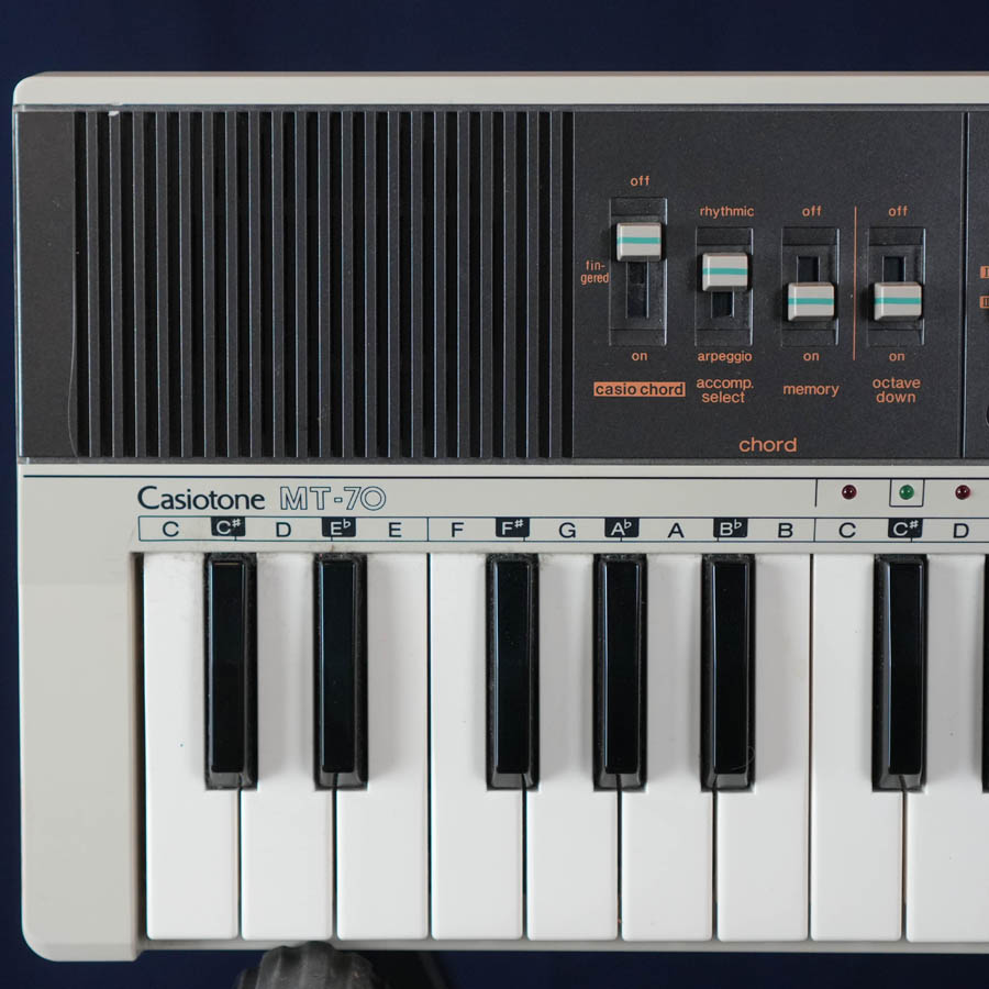 Casio MT-70 Casiotone 49-Key Synthesizer Keyboard w/Box (1980s) - Used