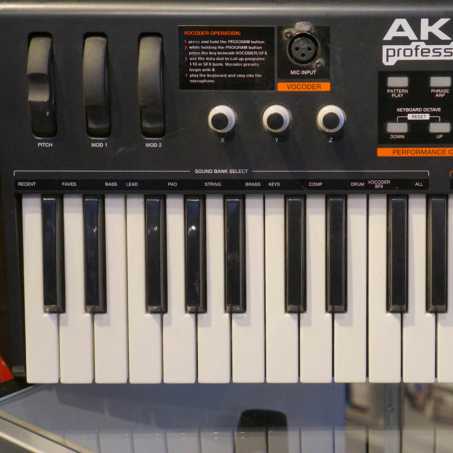 Akai Miniak Virtual Analog Synthesizer w/Gooseneck Mic - Used