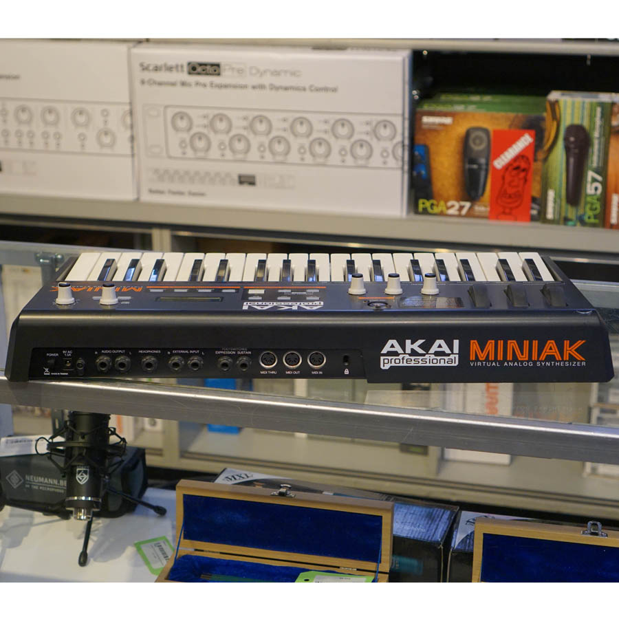 Akai Miniak Virtual Analog Synthesizer w/Gooseneck Mic - Used