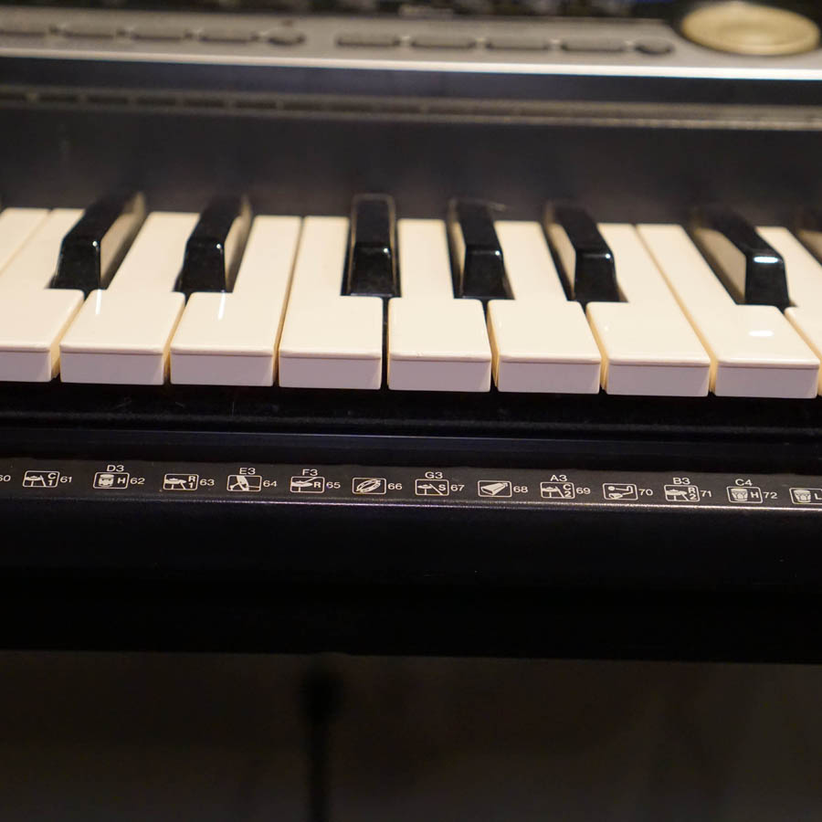 Yamaha PSR-540 61-Key Arranger Synthesizer - Used