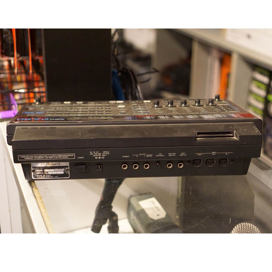 Roland RA-90 Realtime MIDI Arranger and Sound Module - Used