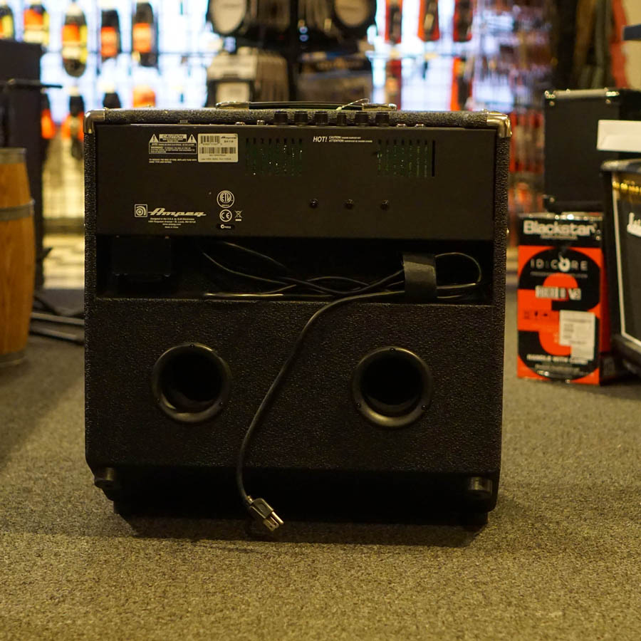 Ampeg BA-115 100-Watt 1x15 Bass Combo (2007-2013) - Used