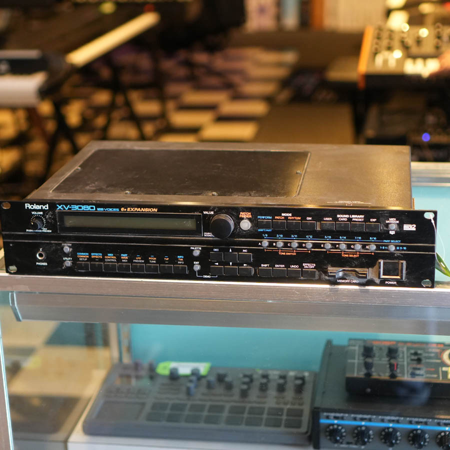 1114* Roland XV-3080 128ボイス シンセサイザーモジュール Roland XV-3080 128-Voice Synth Rackmount Synthesizer Vintage
