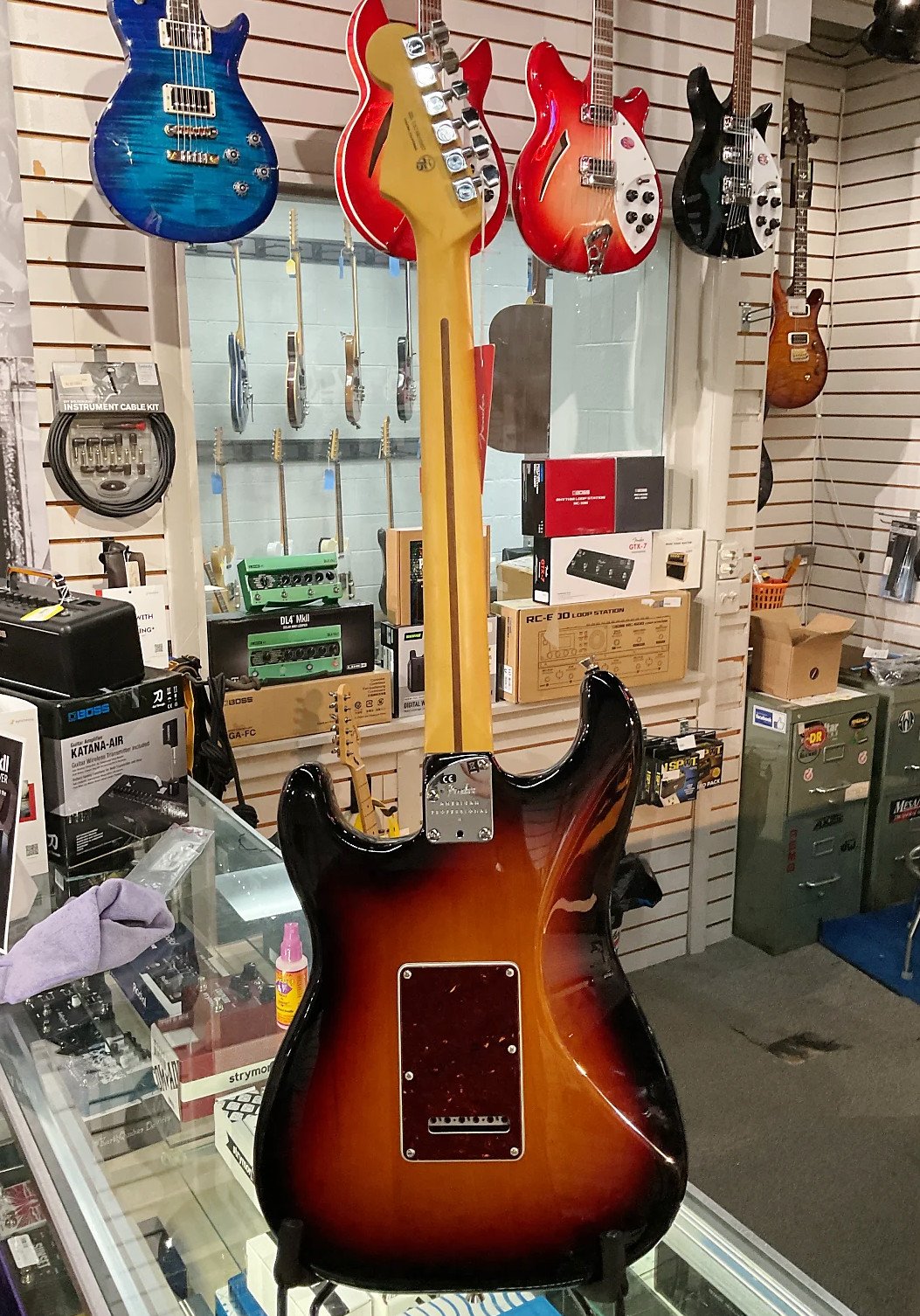 Fender 0113902700 American Professional II Stratocaster