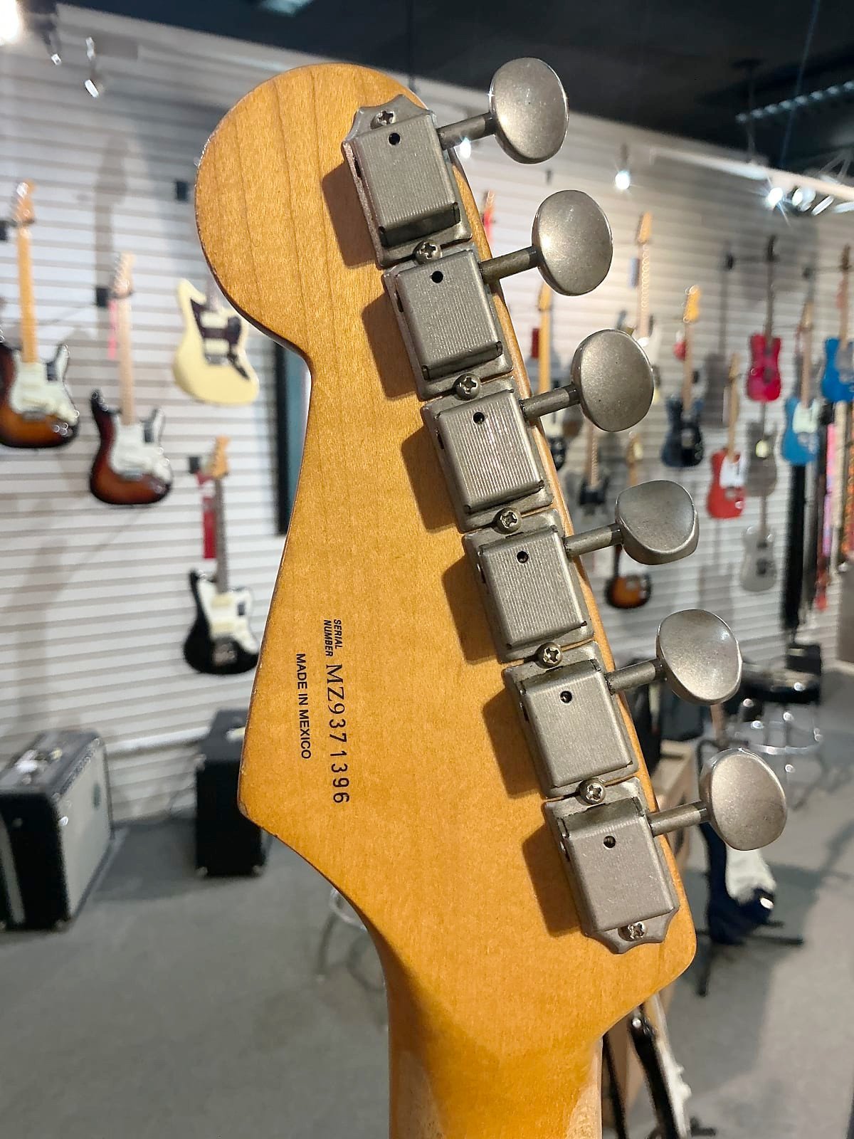 Fender 2009 Road Worn® '60s Stratocaster®, Rosewood