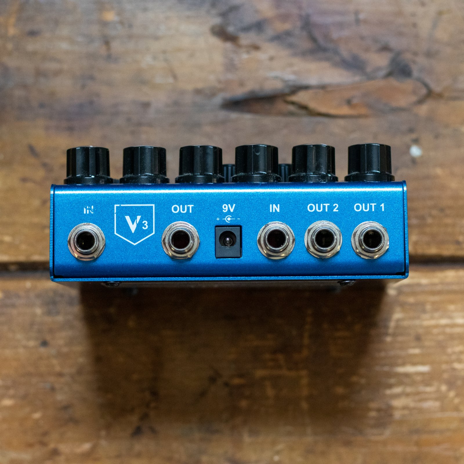 Truetone H2O Chorus Echo エフェクター Amazon | TRUETONE コーラス and ディレイ H2O CHORUS&ECHO