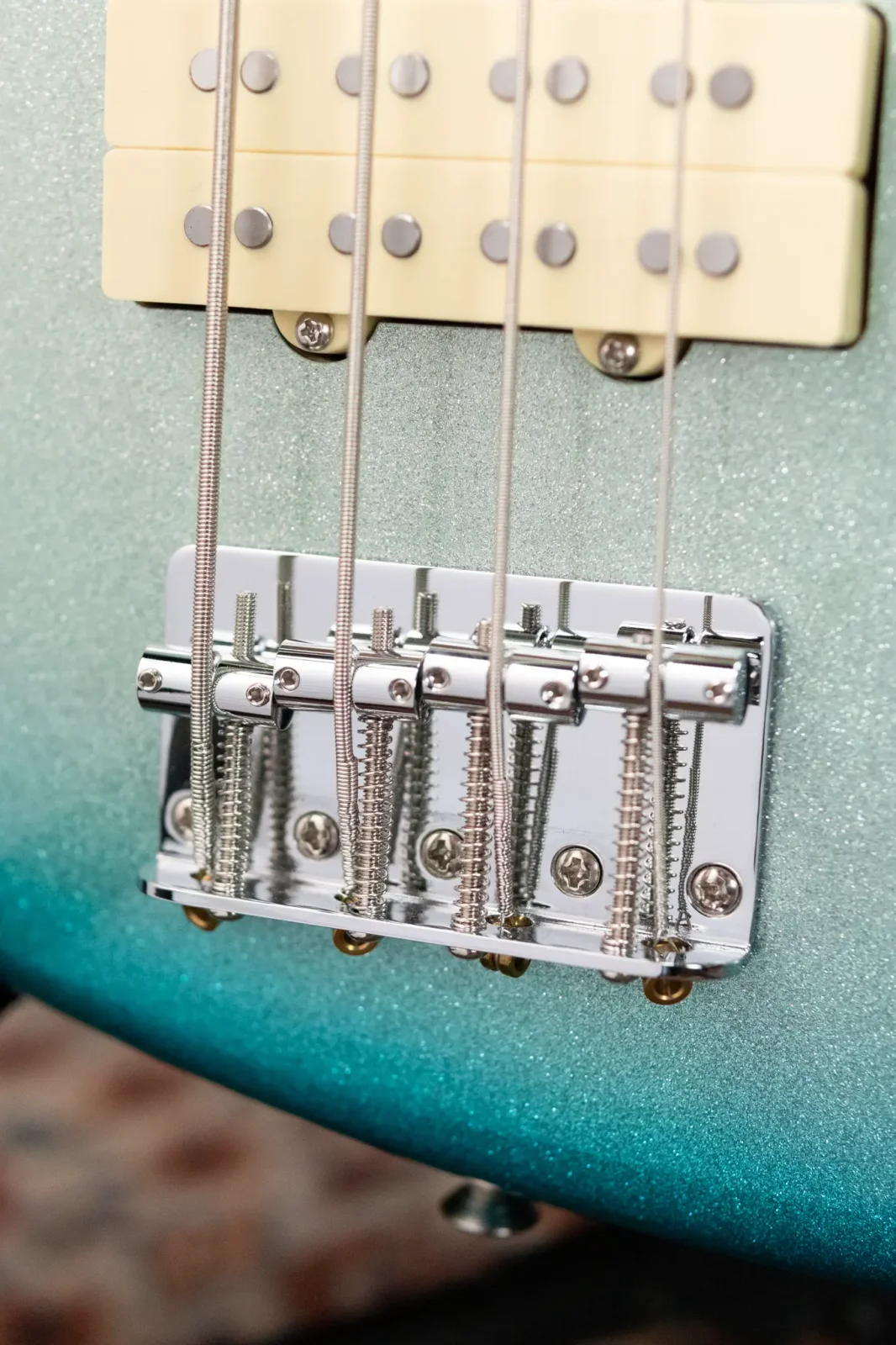 Fender Limited Player Plus X Blu Detiger Jazz Bass - Sky