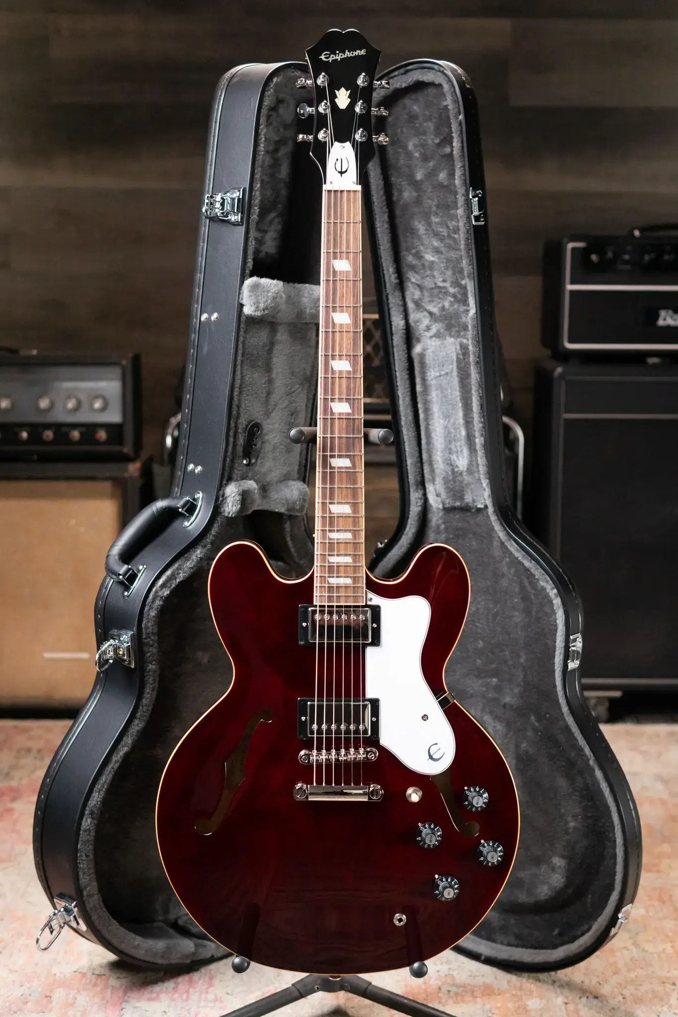 Epiphone Riviera Ⅱ Noel Gallagher Epiphone Noel Gallagher Riviera Semi-Hollow Electric Guitar