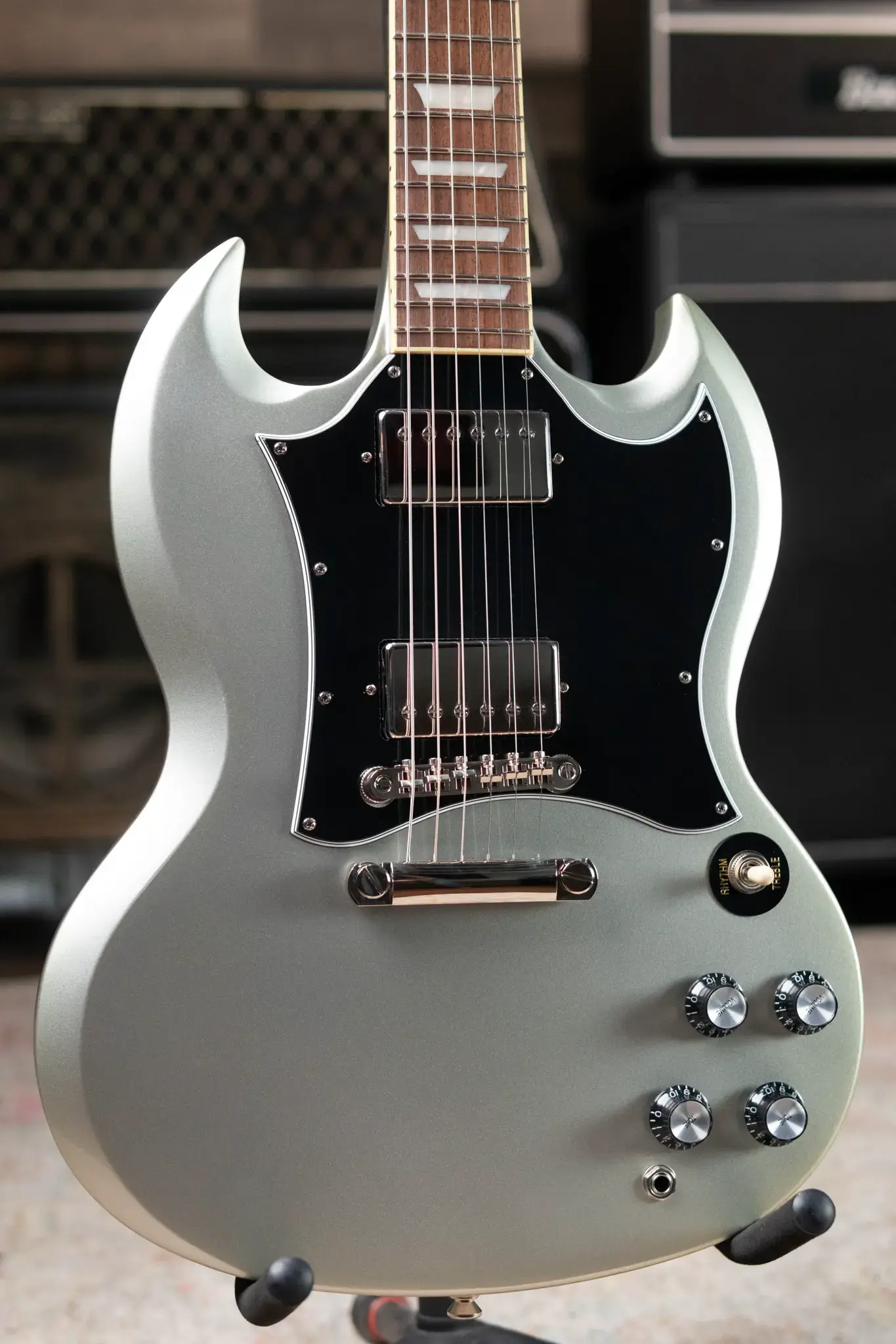 エピフォン　SG Epiphone Exclusive SG Custom Guitar with Gig Bag
