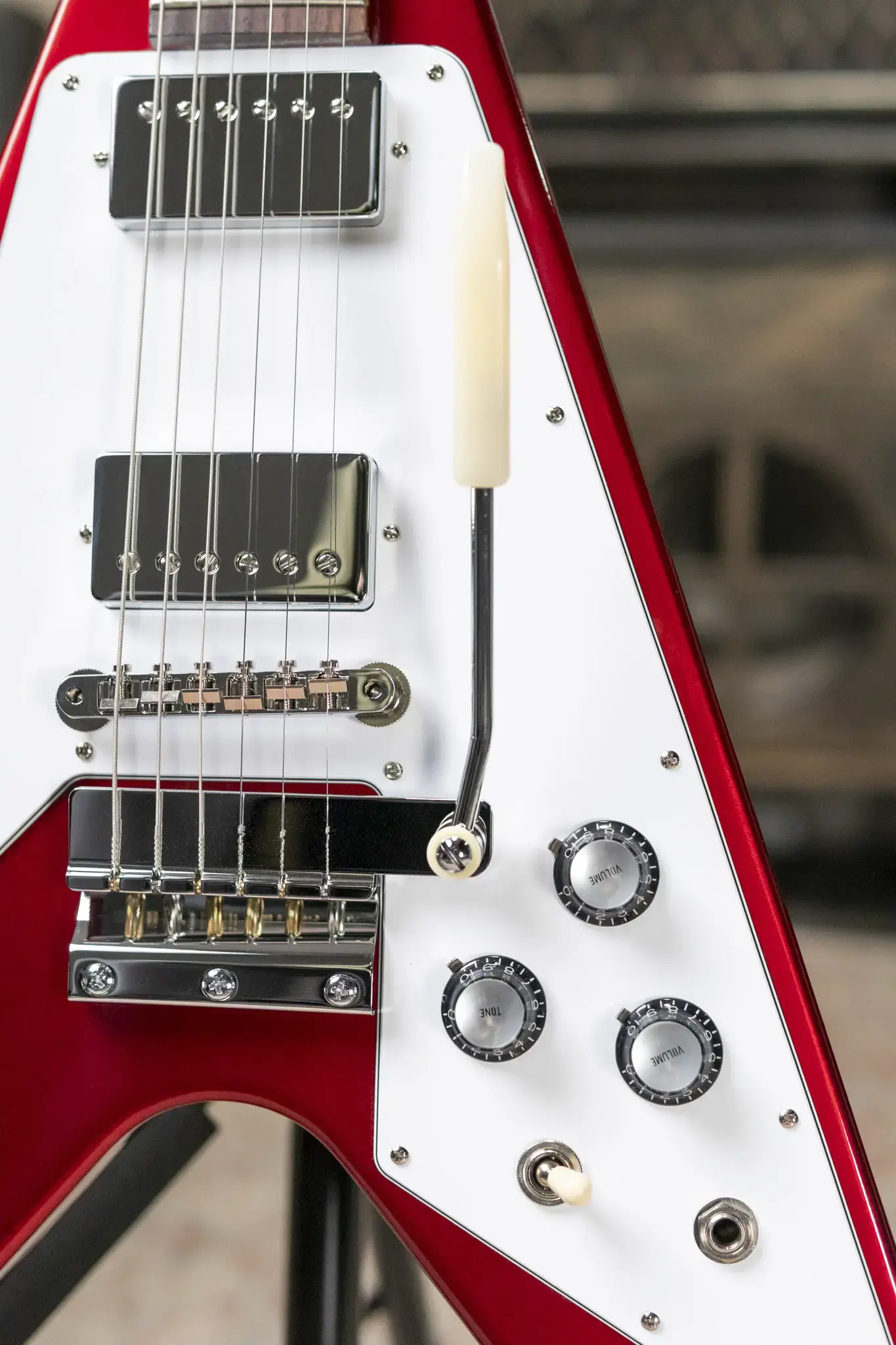 Gibson Custom Shop 1967 Mahogany Flying V Reissue with Maestro
