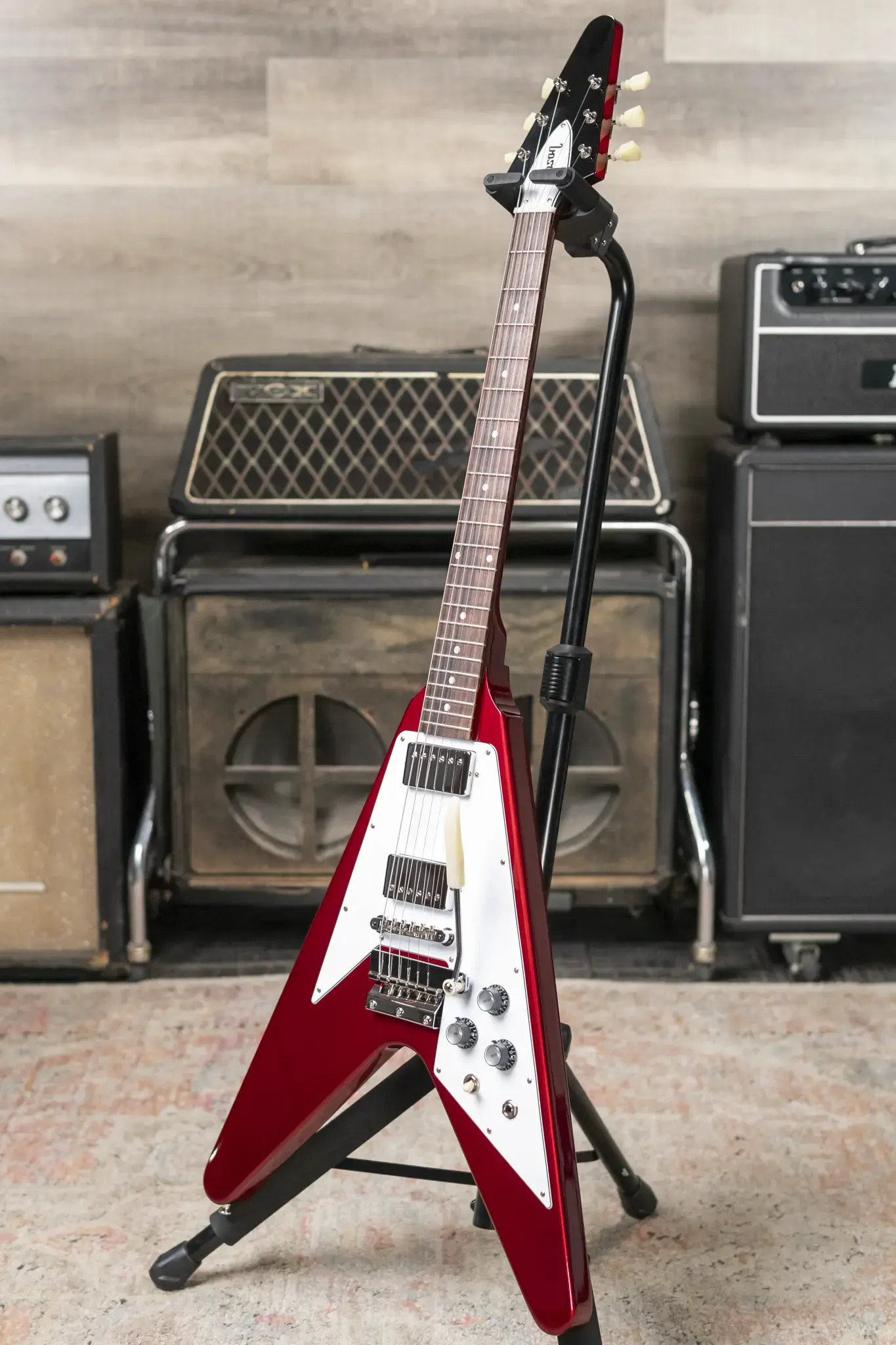 Gibson Custom Shop 1967 Mahogany Flying V Reissue with Maestro