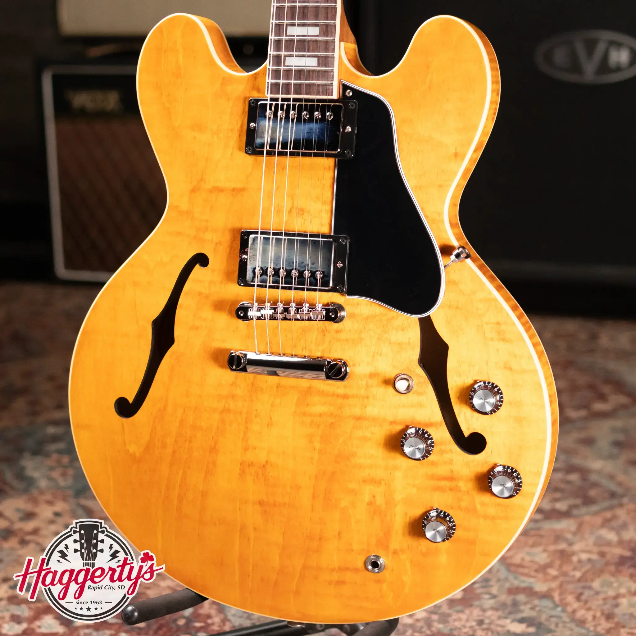Gibson ES-335 Figured Semi-Hollow Electric Guitar - Honey Amber with Hardshell Case 