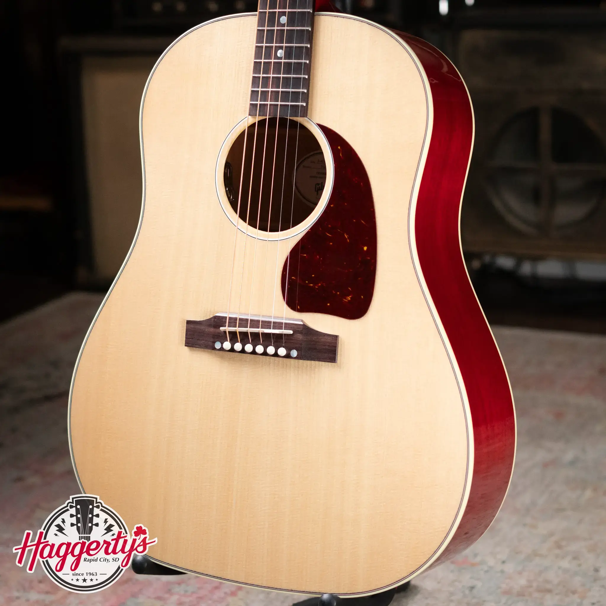 ギター Gibson J-45 STANDARD Antique Natural Gibson Acoustic J-45 - Standard Antique Natural | Sweetwater