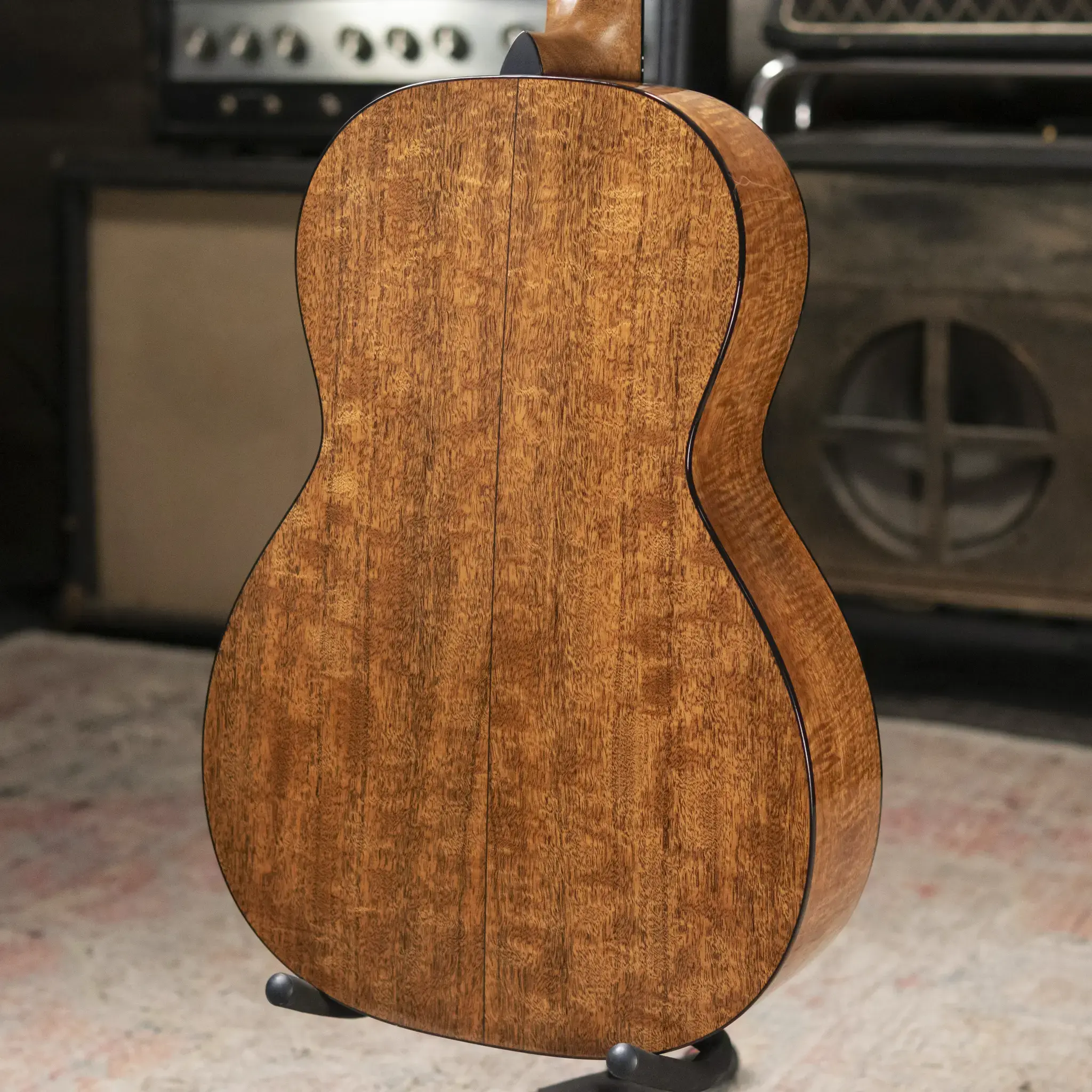 Martin Custom Old Style 18 0 Acoustic Guitar - Flamed Mahogany