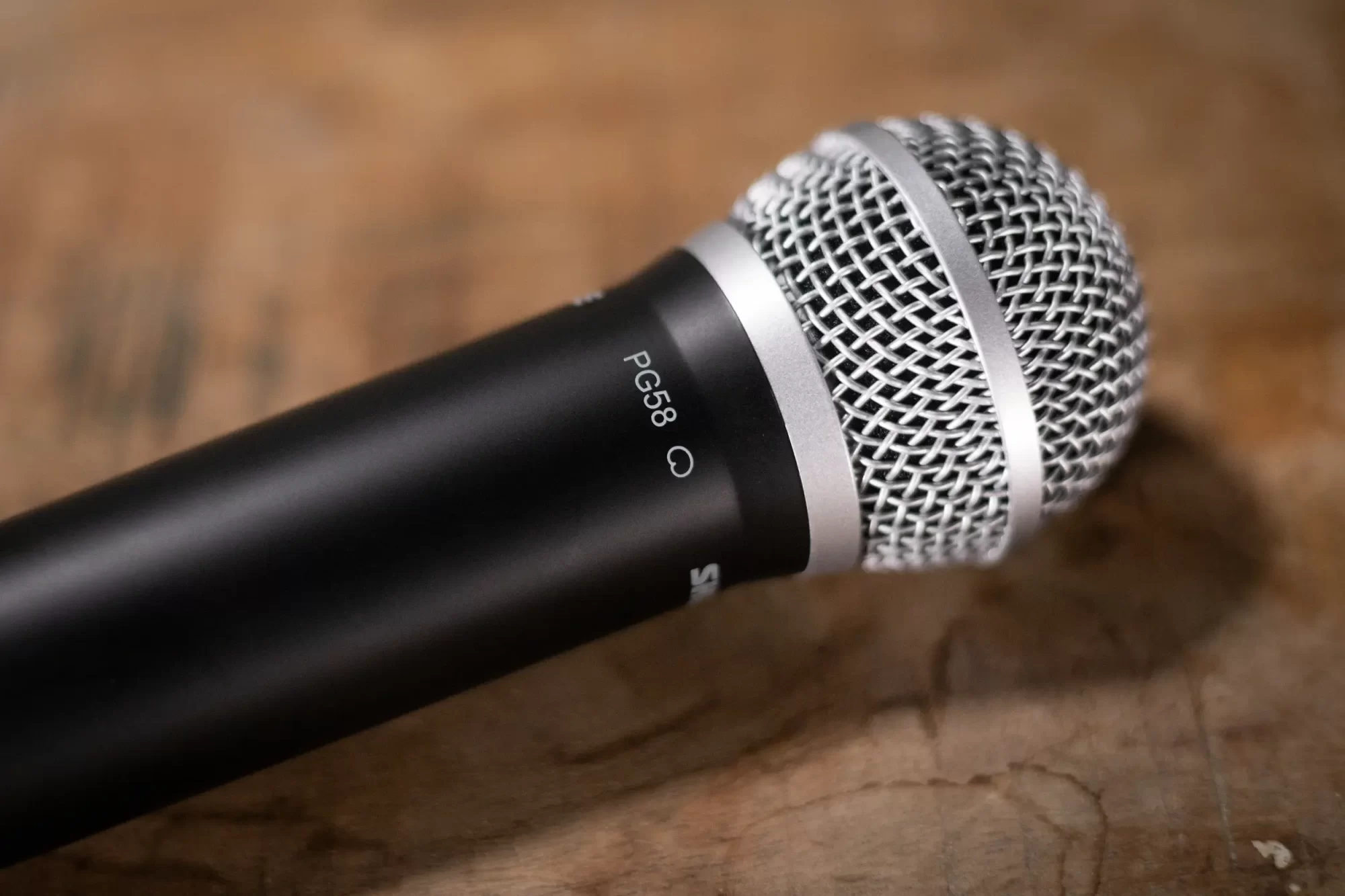 Shure BLX24/PG58 Handheld Wireless System with PG58 Handheld