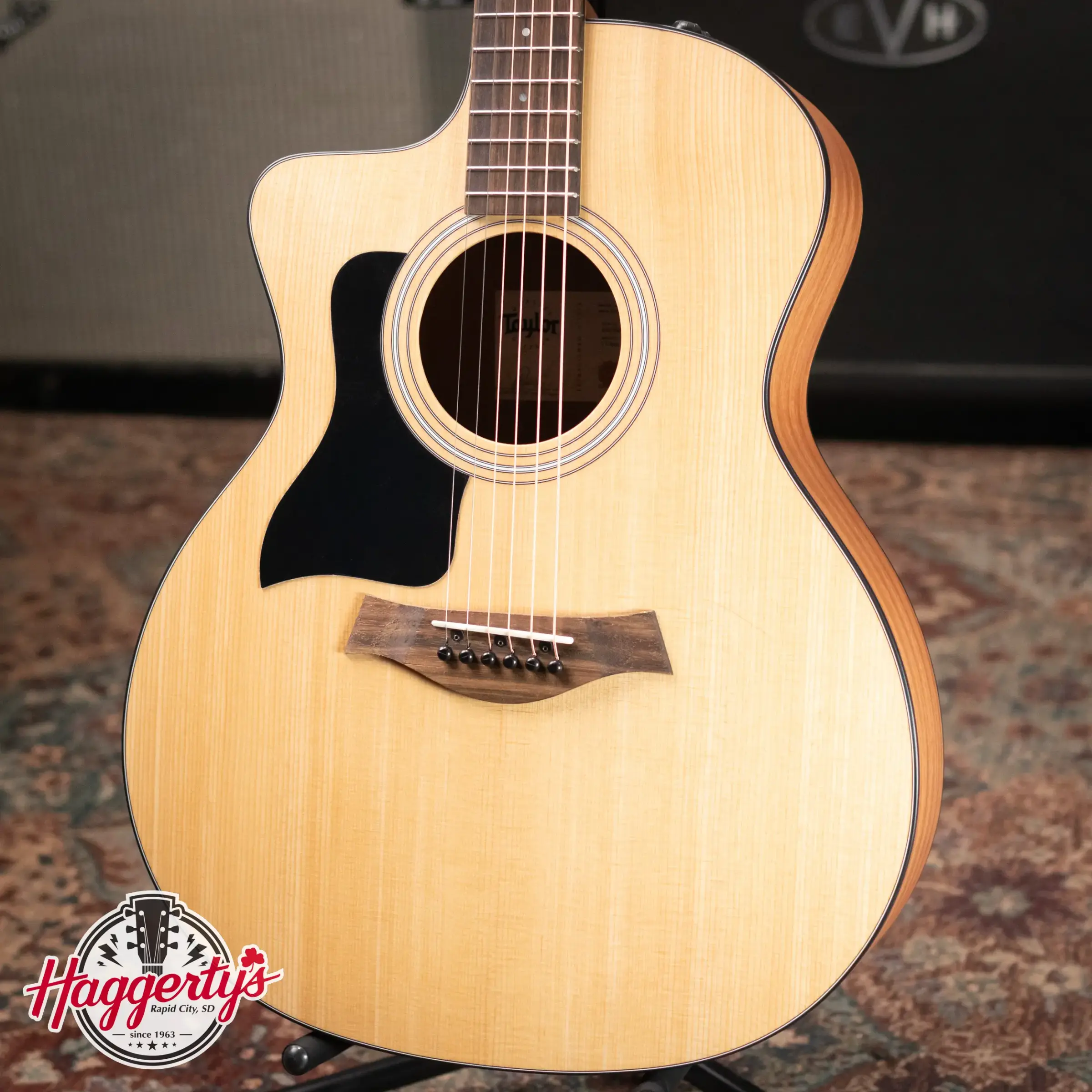 Taylor 114ce Left-Handed Grand Auditorium Acoustic/Electric Guitar with Gig Bag