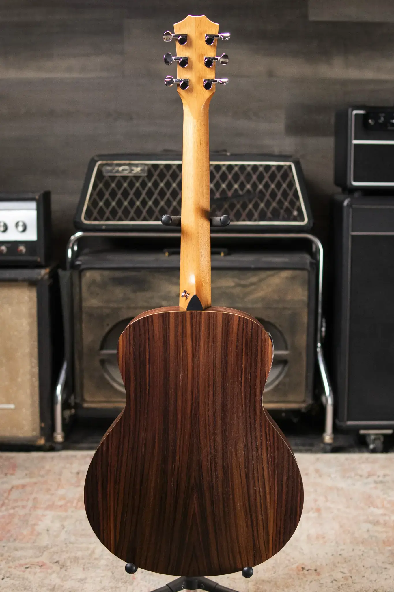 ギター Taylor GS Mini-e ROSEWOOD Amazon.com: Taylor GS Mini-e Rosewood Plus : Musical Instruments