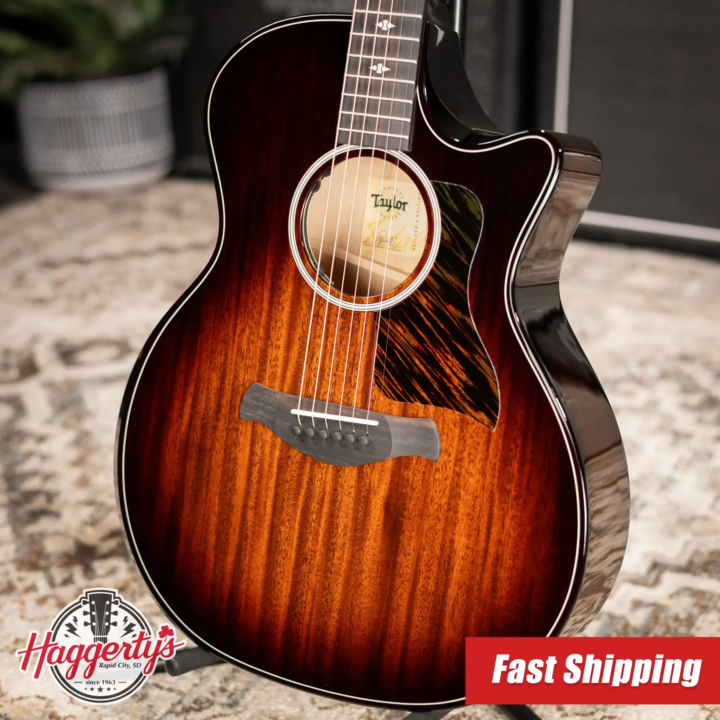 Taylor Next Generation Builder's Edition 524ce Grand Auditorium Acoustic/Electric Guitar with Hardshell Case