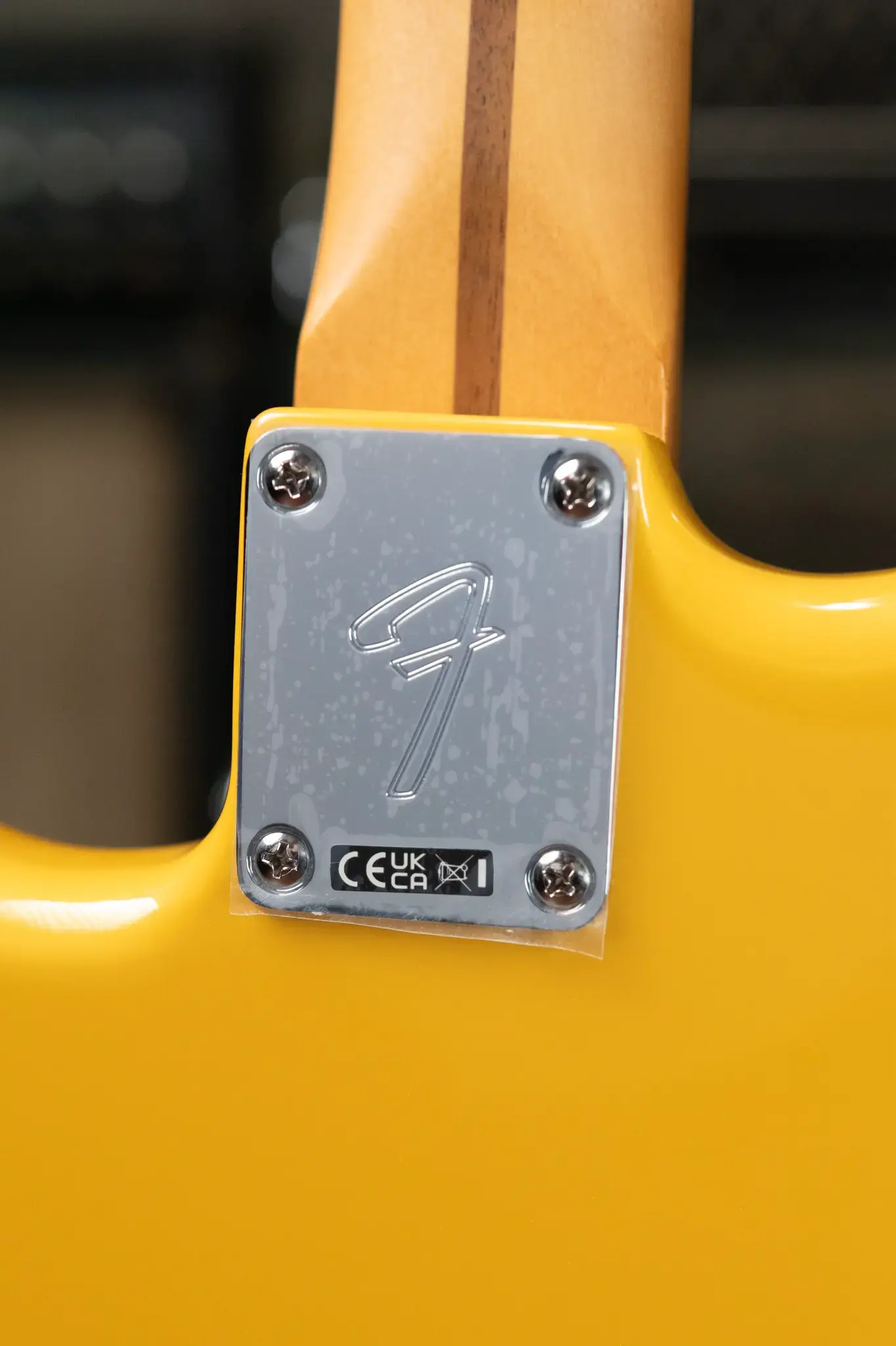 Fender Player Series HSH MOD バッグ付き Fender® Deluxe Series Stratocaster® HSH Alder Body - Black