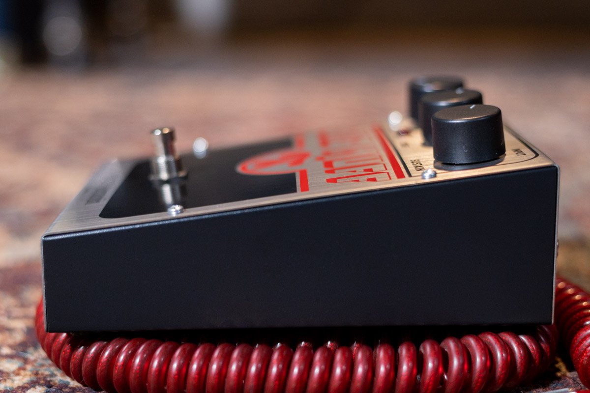 Electro-Harmonix Big Muff Pi Distortion/Fuzz Guitar Effects
