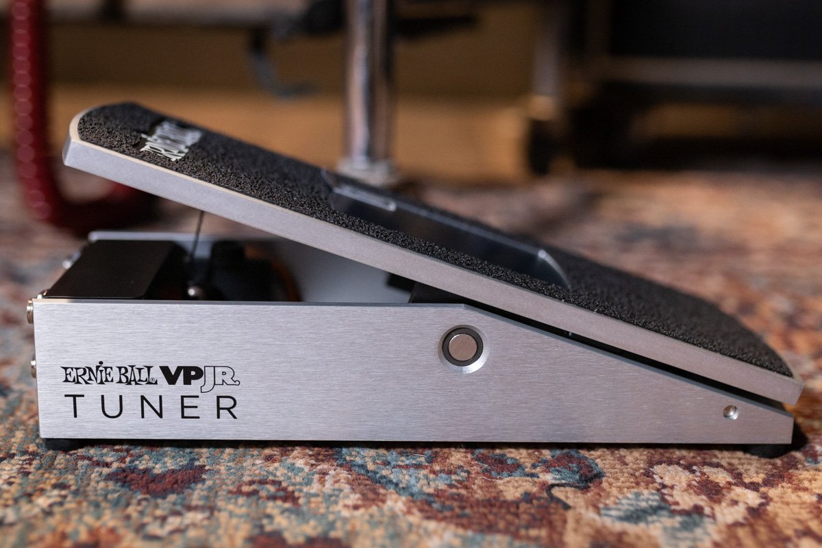 ギター Ernieball VP JR TUNER Silver Ernie Ball VPJR Tuner / Volume Pedal - Silver | Sweetwater