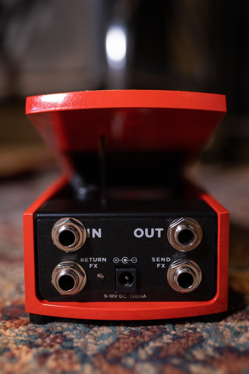 Amazon.com: Ernie Ball VP JR Tuner Pedal, Red (P06202)