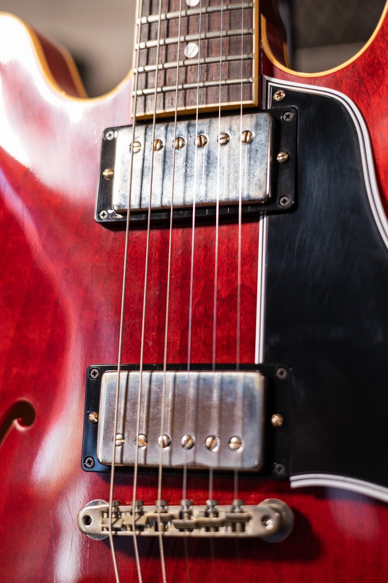 Gibson Custom 1961 ES-335 Murphy Lab Ultra Light Aged - Sixties Cherry  w/Black/Yellow Custom Shop Hardshell