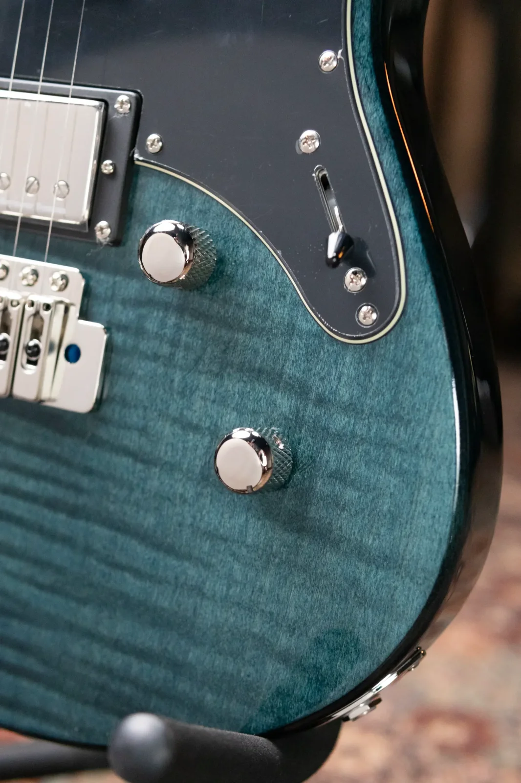 Yamaha Pacifica 612 Electric Guitar Limited Edition - Indigo