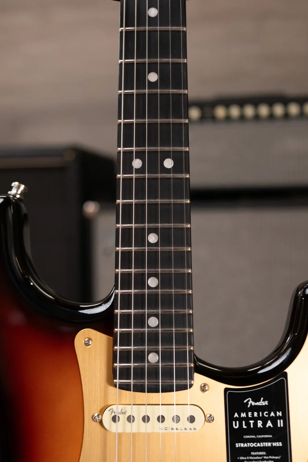 ギター Fender American Ultra Stratocaster HSS Amazon.com: Fender American Ultra Stratocaster HSS