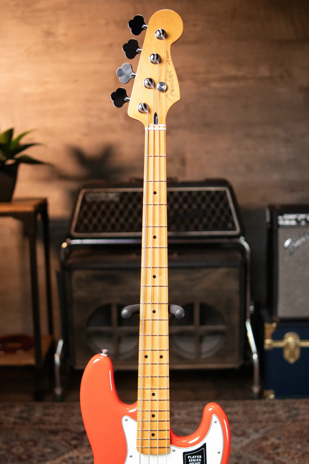 Fender Player II Jazz Bass Maple Fingerboard - Coral Red