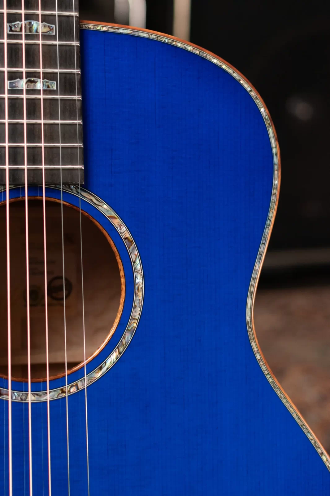 Taylor C18e Custom Grand Orchestra Quilted Maple Acoustic/Electric Guitar  with Hardshell Case - 887766129288