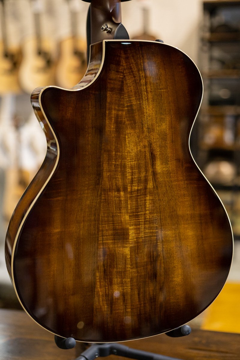 Taylor K22ce 12-Fret Grand Concert Acoustic/Electric Guitar