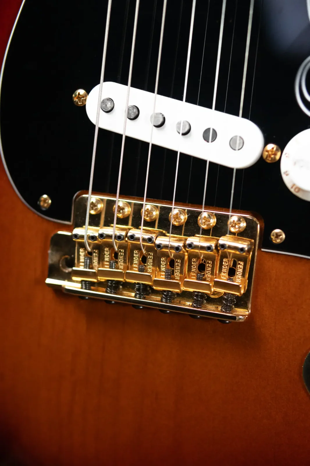 Fender American Stevie Ray Vaughn Stratocaster with Hardshell Case