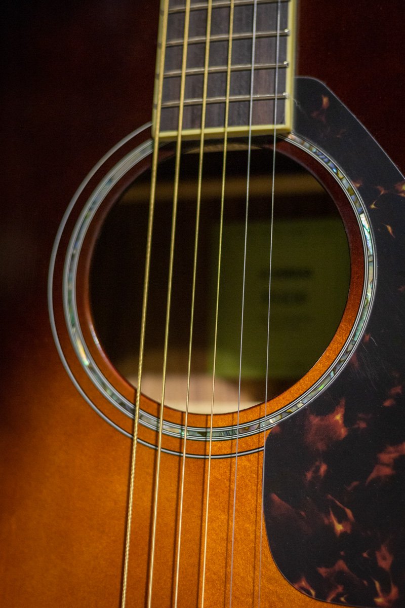 YAMAHA ギター FS830（美品） Amazon.com: Yamaha FS830 Small Body Solid Top Acoustic