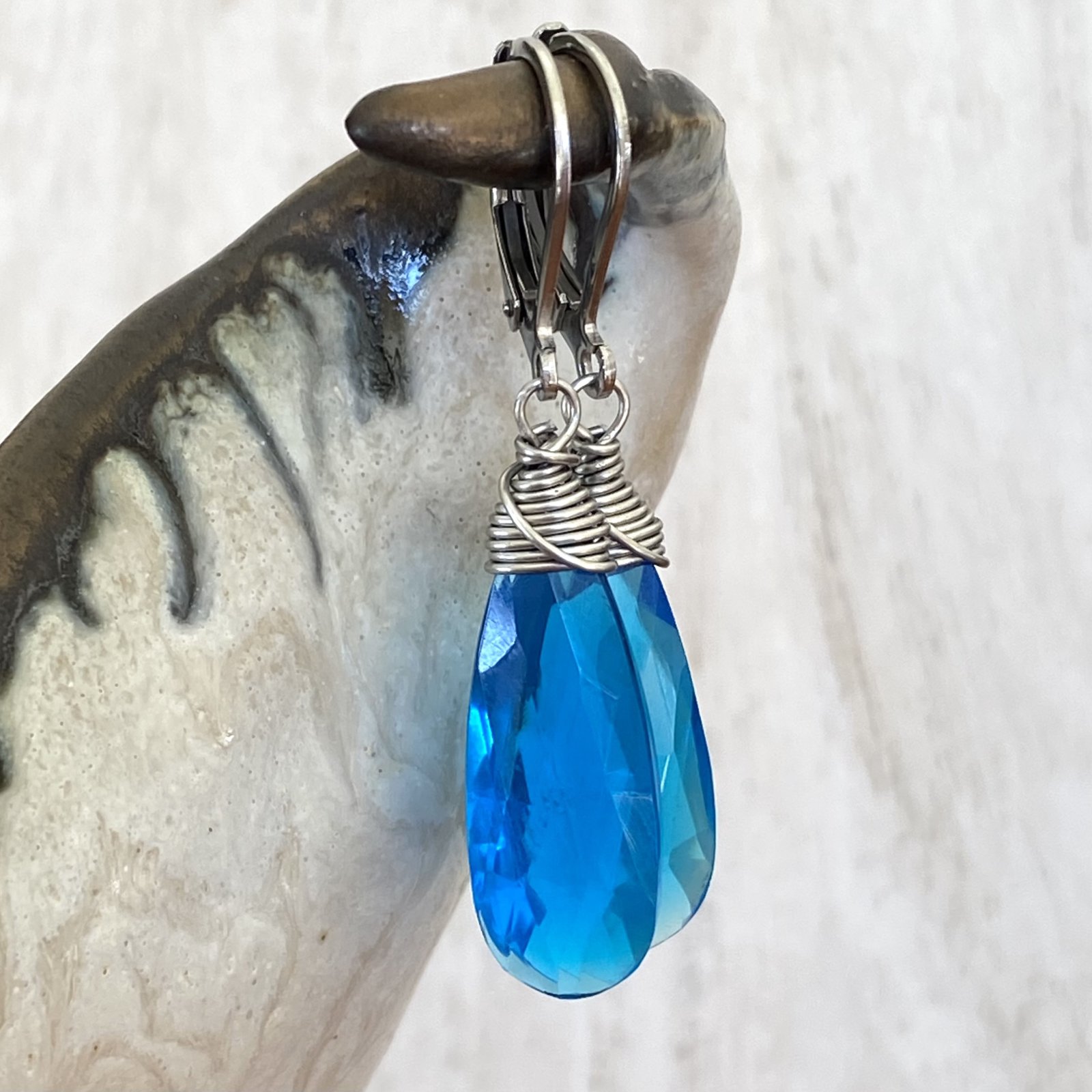 Hydro Quartz by Stone Bliss Designs Created by Jill Nichols