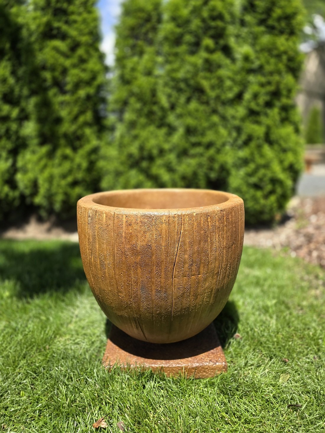 HENRI STUDIO 26 ACORN BIRD BATH/PLANTER RELIC HI-TONE - 040209332557