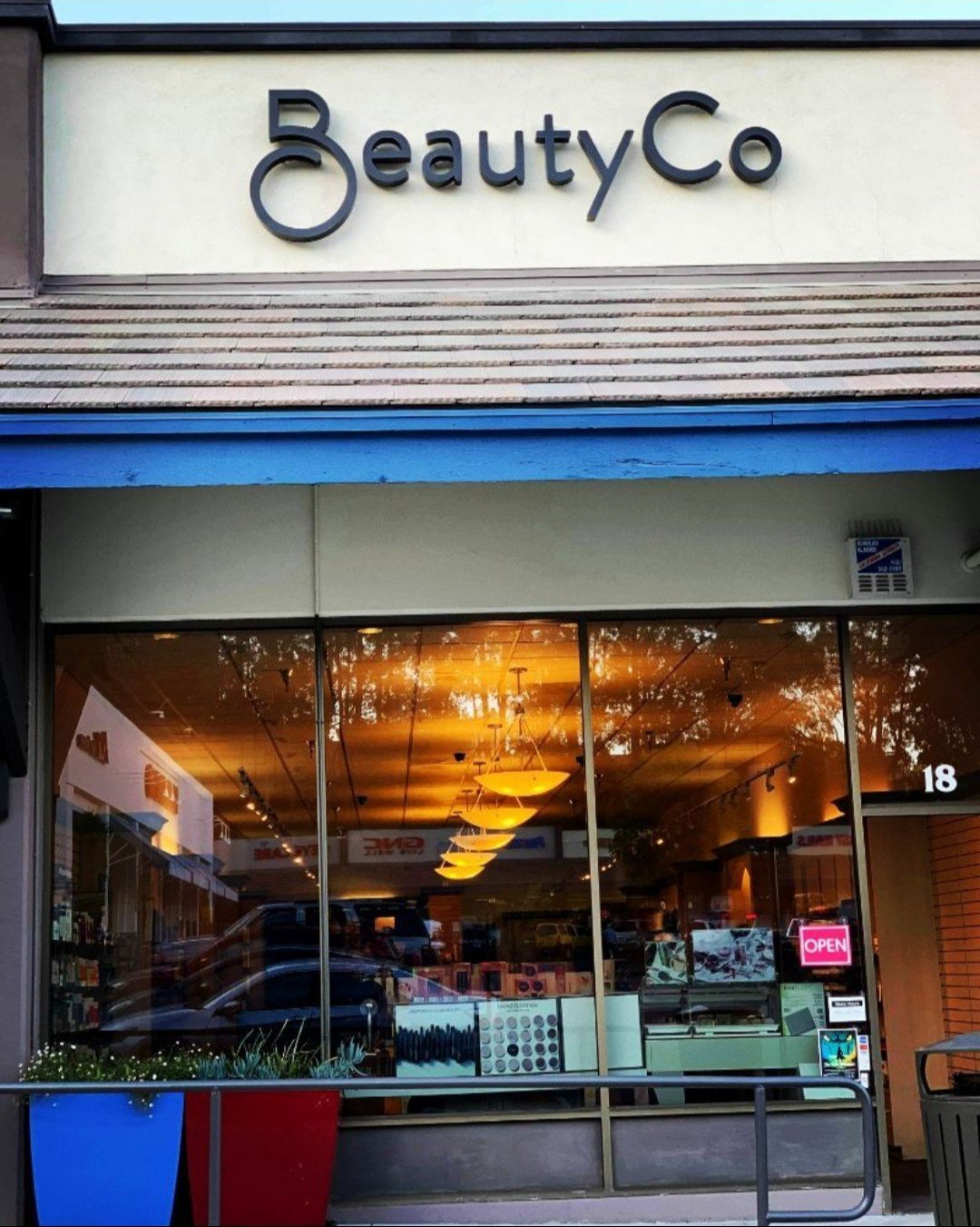 BeautyCo Storefront