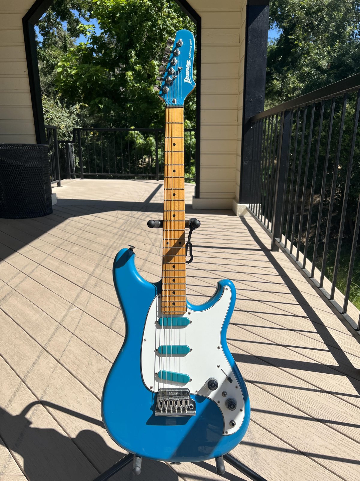 Ibanez Roadstar II MIJ 1984